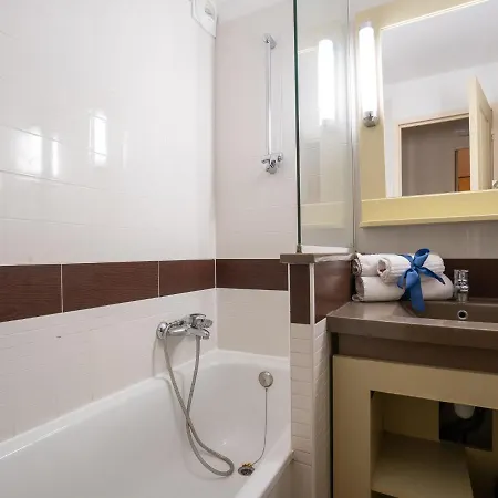 Appartement Le Belvedere - V2 013 By Interhome