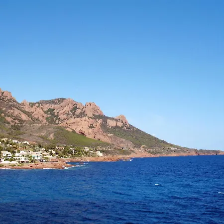 Village Cap Esterel - Le Belvedere-2 By Interhome *