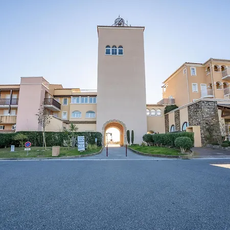 Village Cap Esterel - Le Belvedere-2 By Interhome